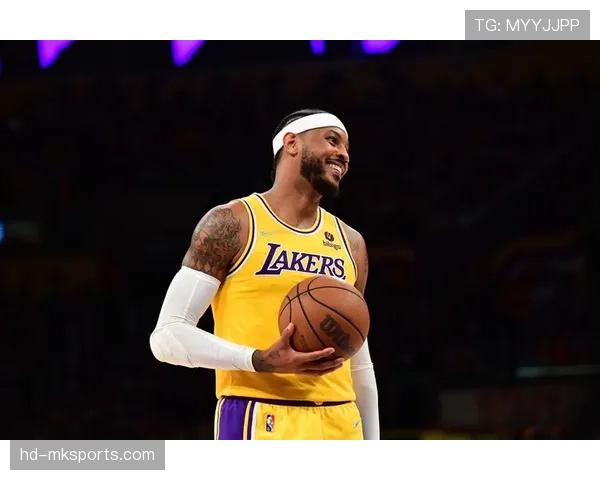 布拉德利复出锁死维尼修斯 右路防守成红军关键节点